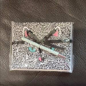 Vera Bradley camo cat cat notecards with pen
